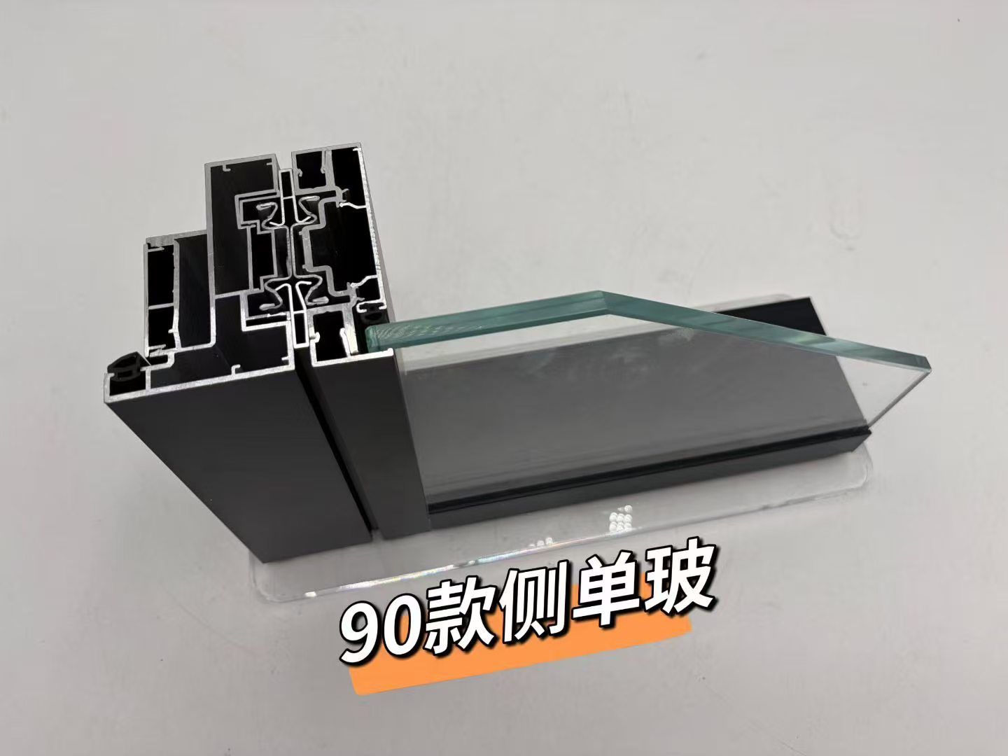 a6c3fc2482fad707a179cc1f518ea704.jpg