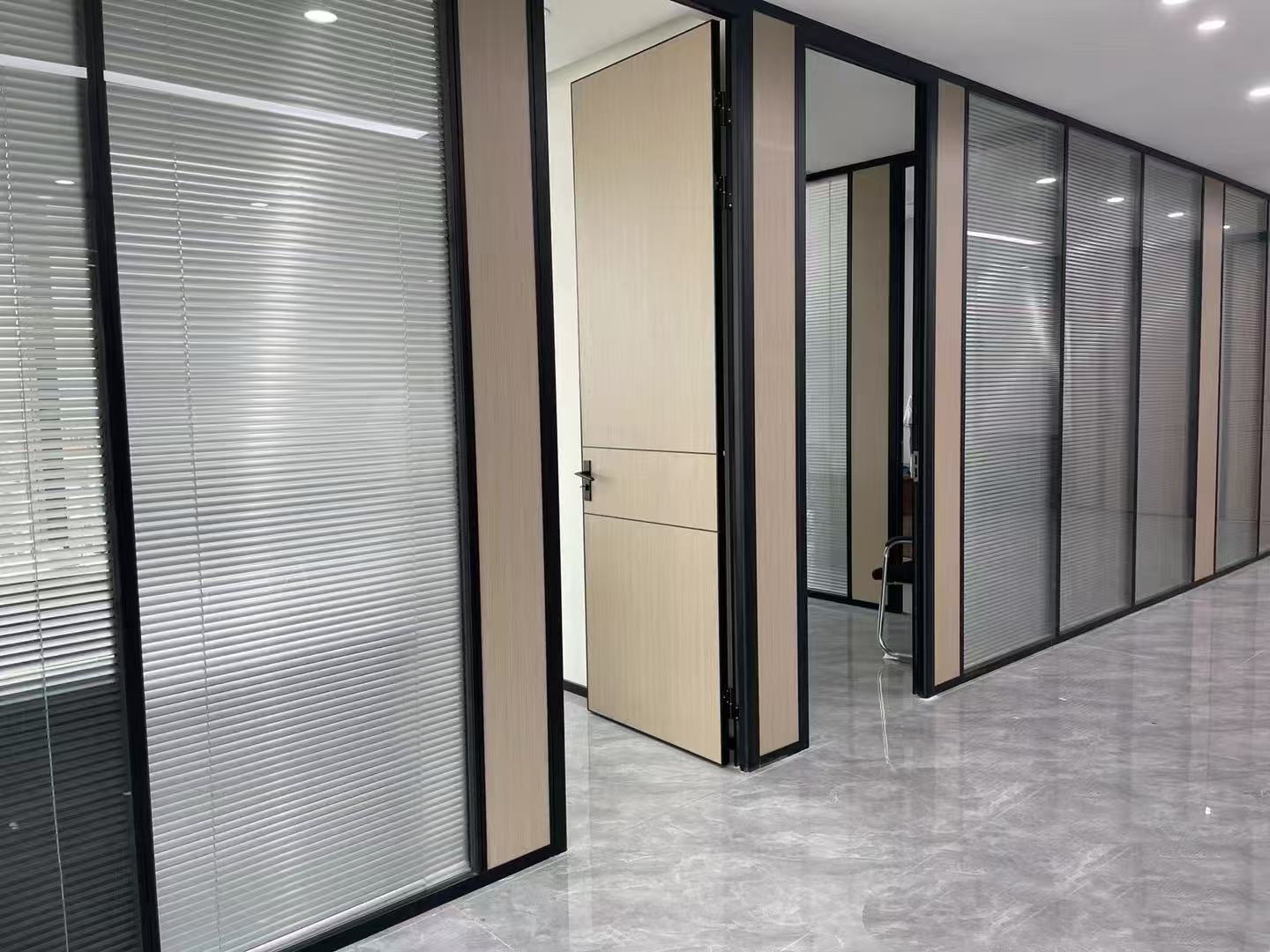1747814680193575.jpg