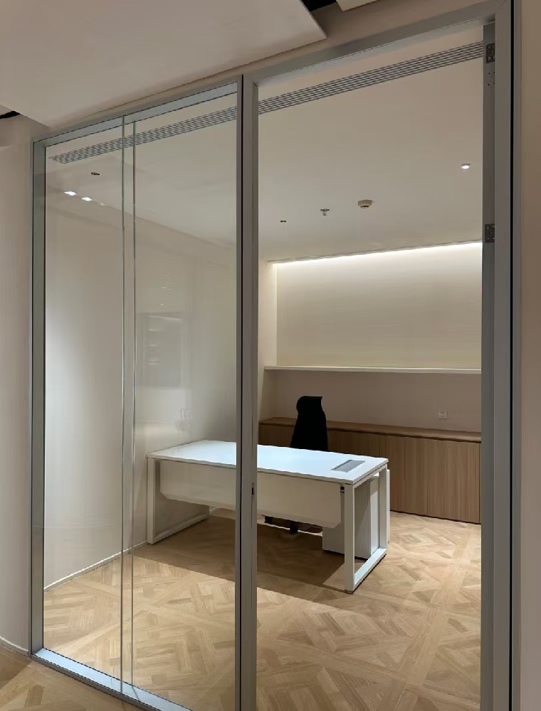 90 interior steel and exterior aluminum double glass panoramic partitions